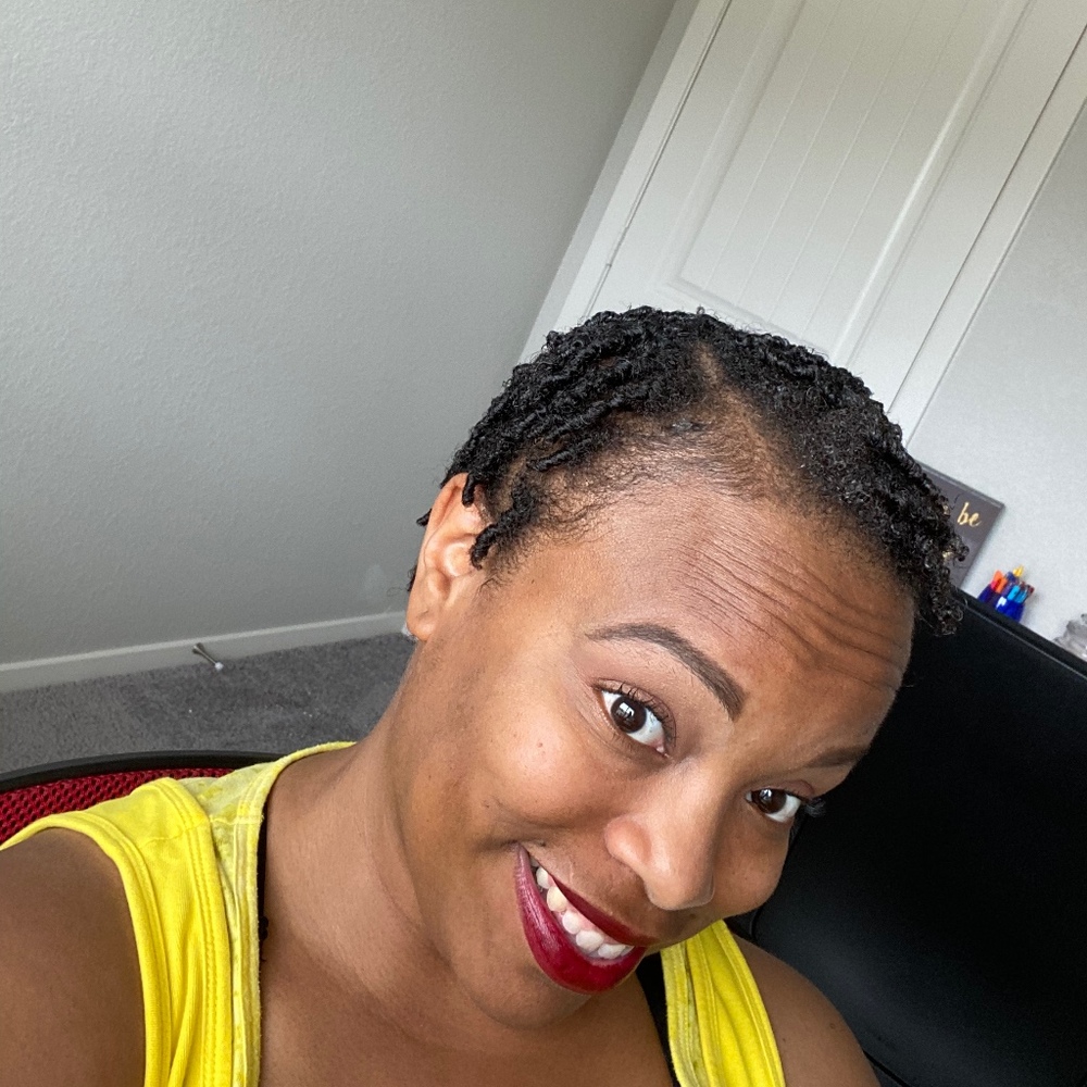 Meet your Posher, Trenika